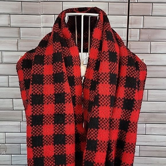 Express red and black plaid infinity scarf - Picture 2 of 8